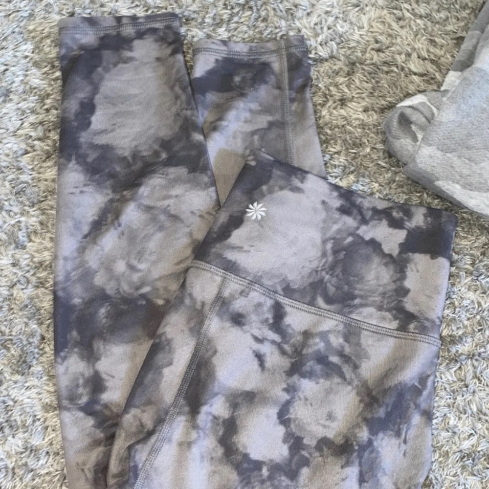athleta tie dye grey leggings size small